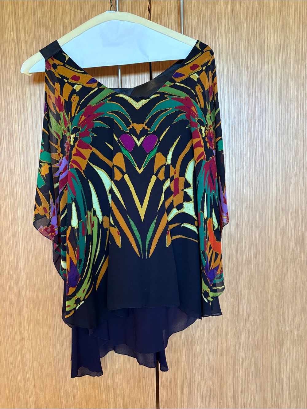 Artelier by Nicole Miller  Multicolor Printed Silk Blouse